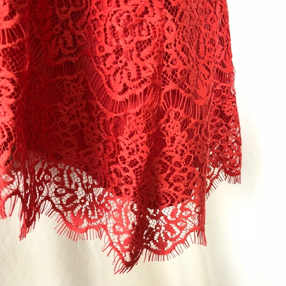 Adeline Rae Lace Dress - Picture 4 of 7